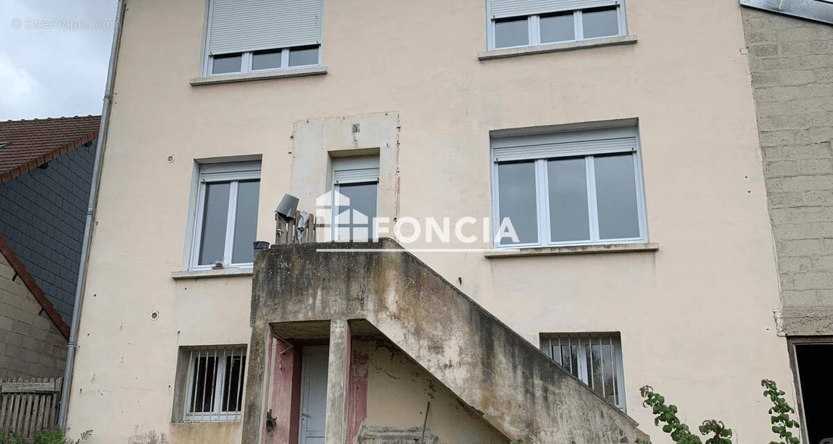 Maison à CHARLEVILLE-MEZIERES