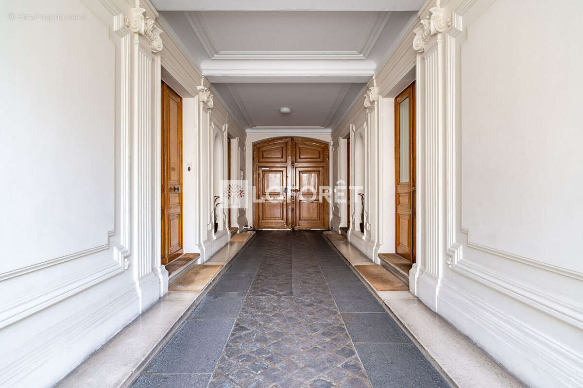 Studio - 16m2 - secteur carnot - plan optimal - vue degagee - photo 7
