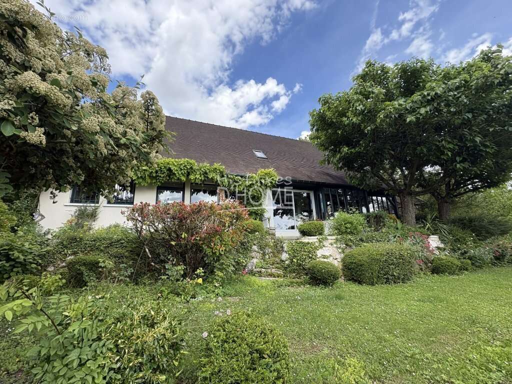 Maison à VILLENEUVE-SUR-BELLOT