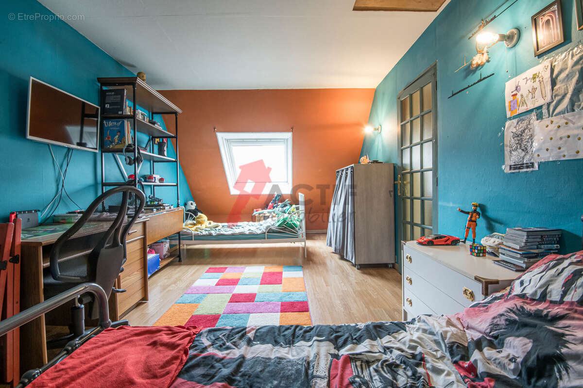 Maison à COURCOURONNES