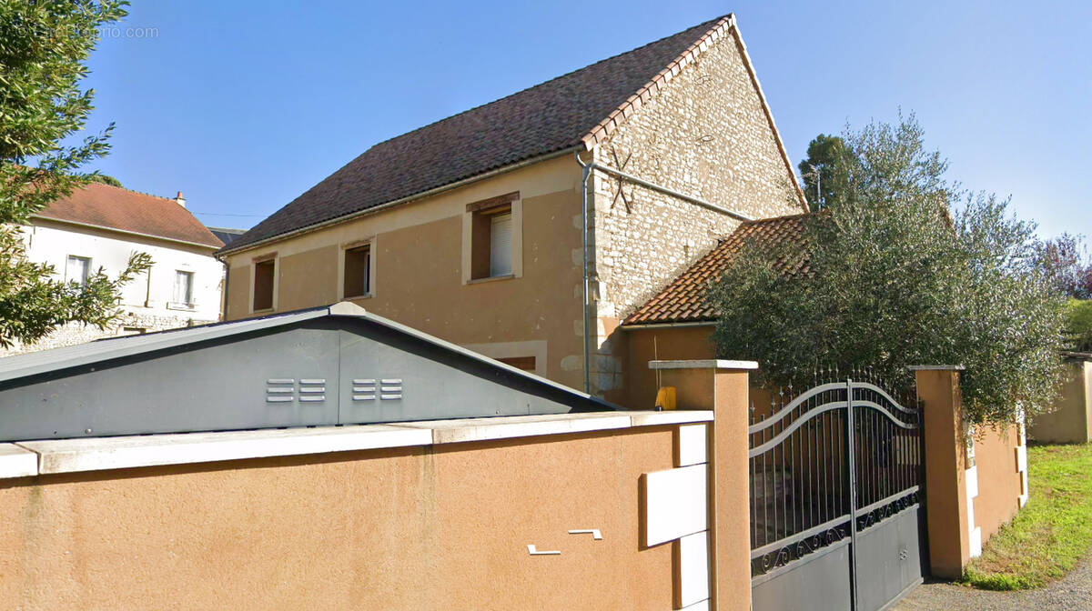 Maison à CHATELLERAULT