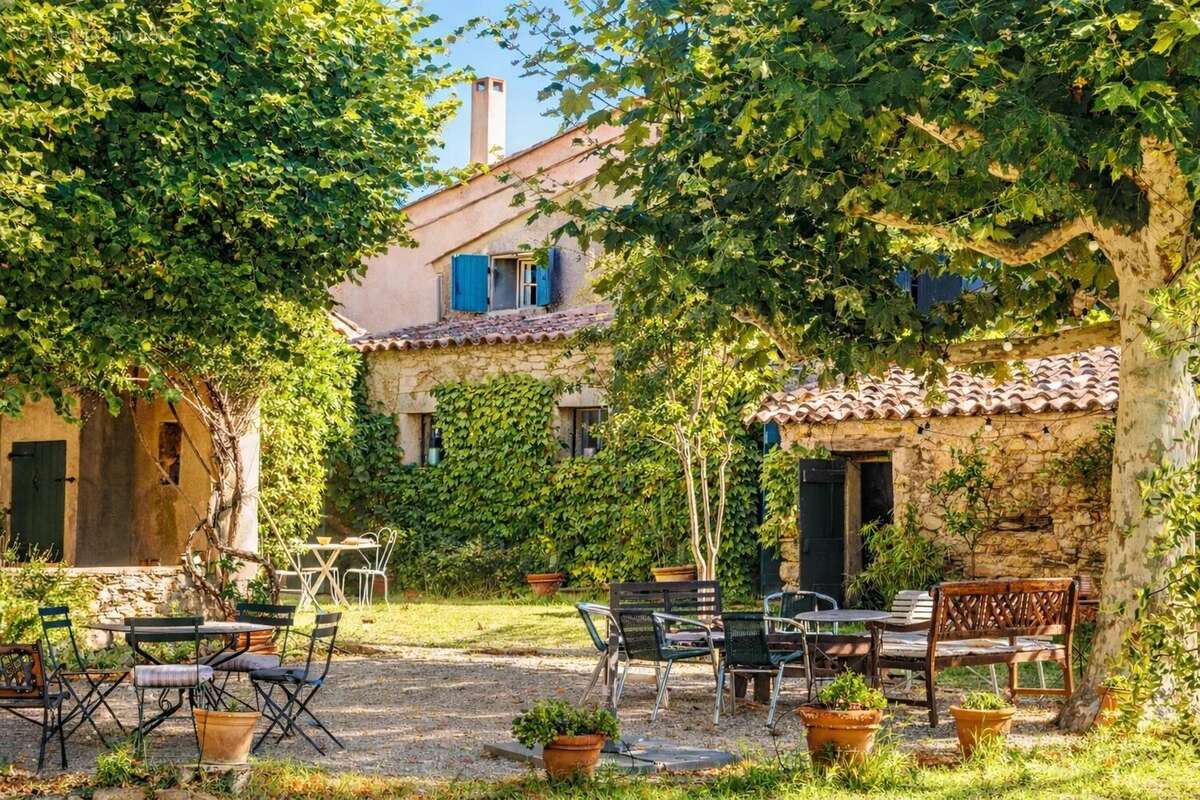 Maison à LE CASTELLET