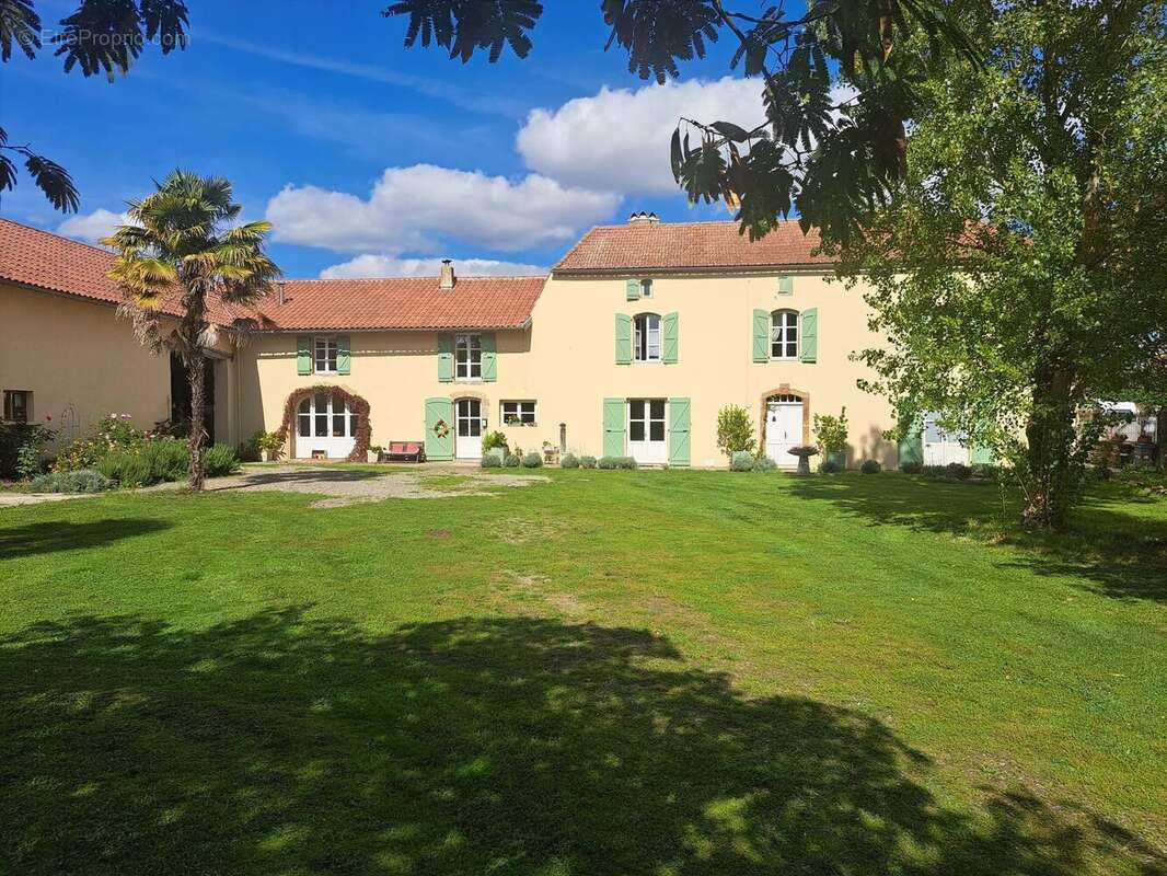 Maison à MAUBOURGUET