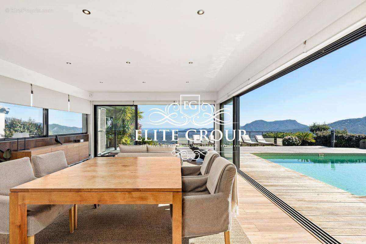 Maison à LES ADRETS-DE-L'ESTEREL