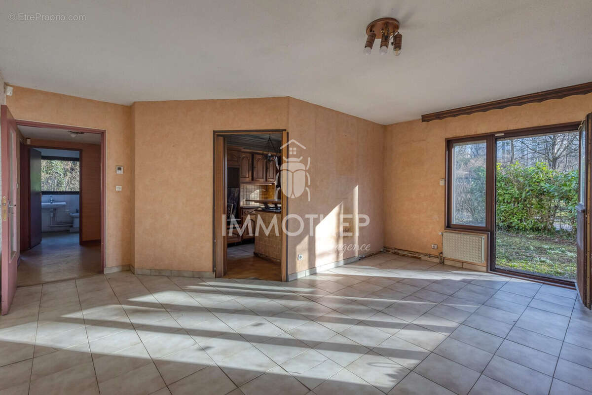 Appartement à MEYLAN