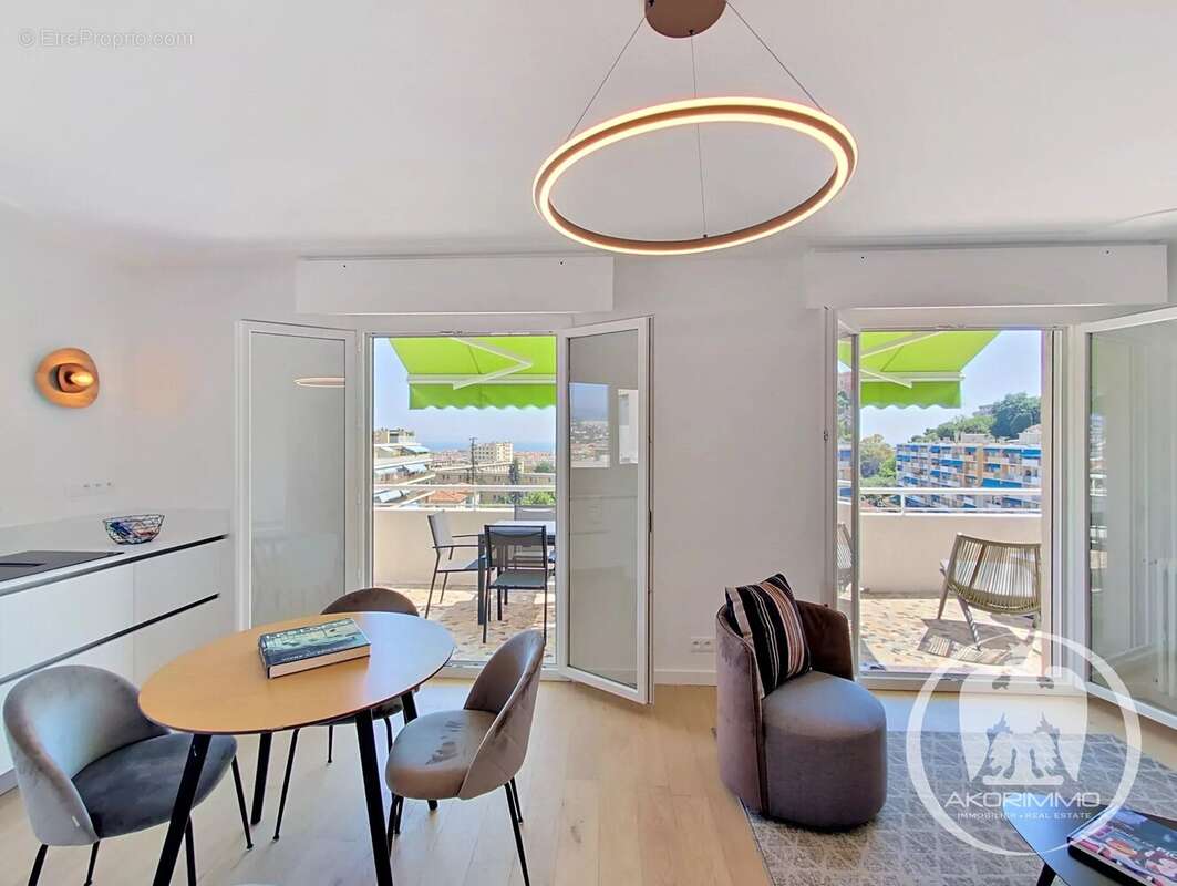 Appartement à NICE