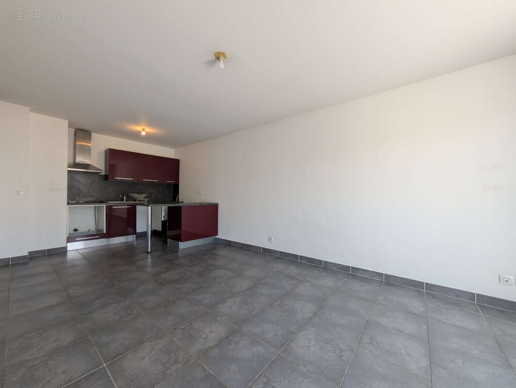 Appartement à MARSEILLE-11E