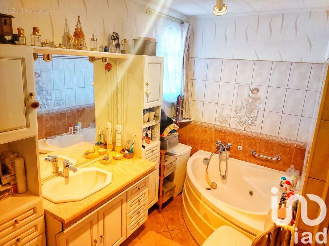 Photo 8 - Maison à EPINAC