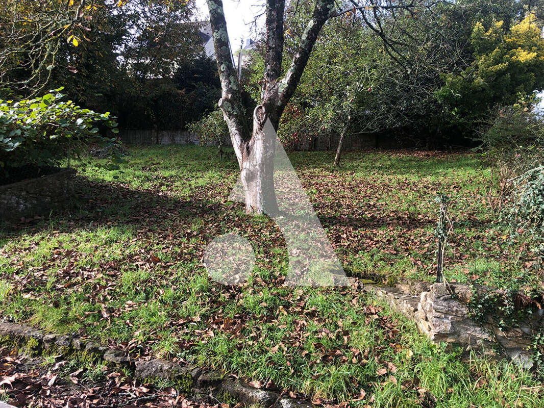 Terrain à HENNEBONT