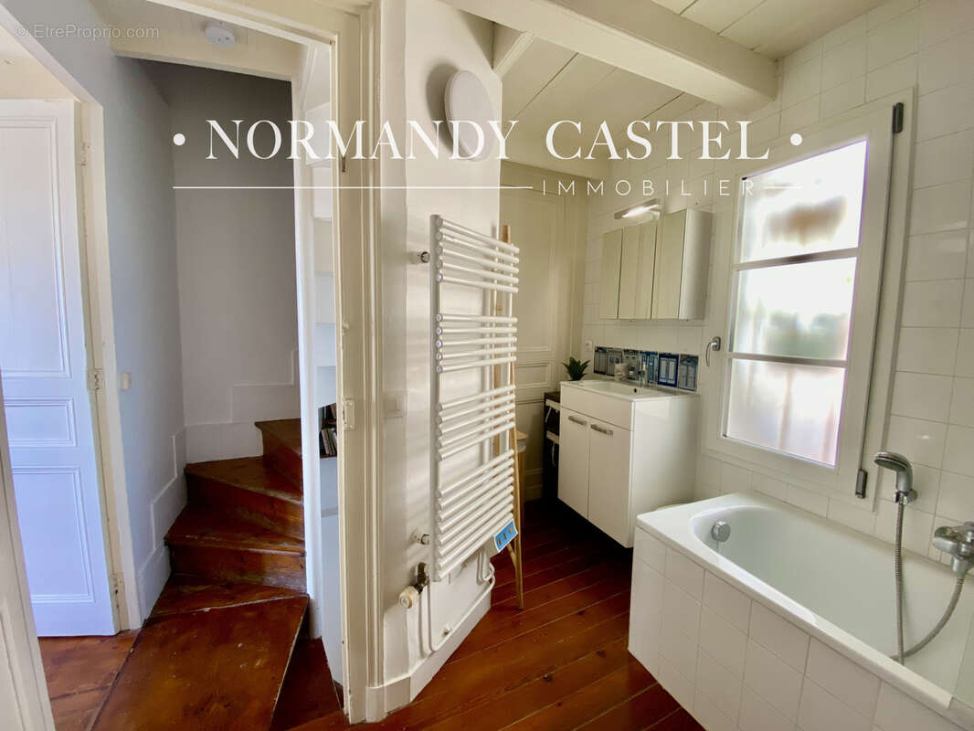 Maison à TROUVILLE-SUR-MER