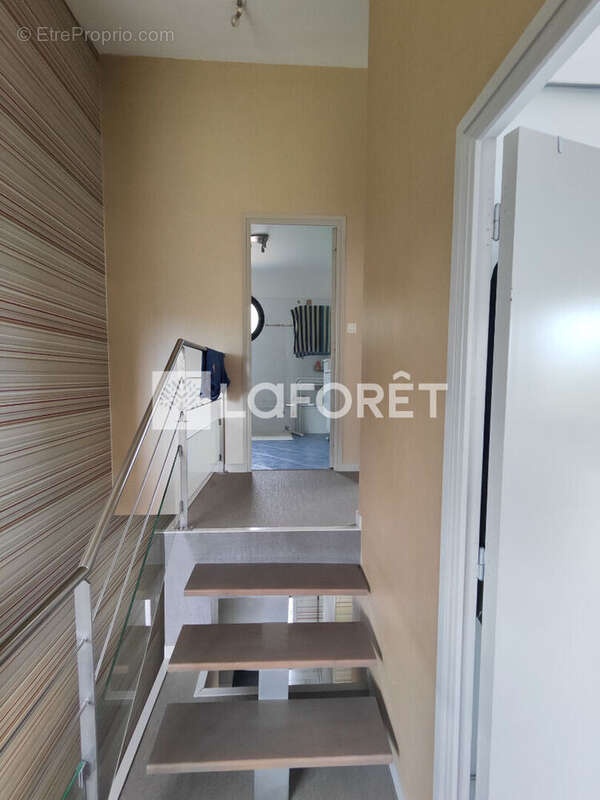 Maison d'architecte de 150 m² sur plus de 4 500 m² de terrain  À moins de 15 min au sud de Guingamp - photo 11