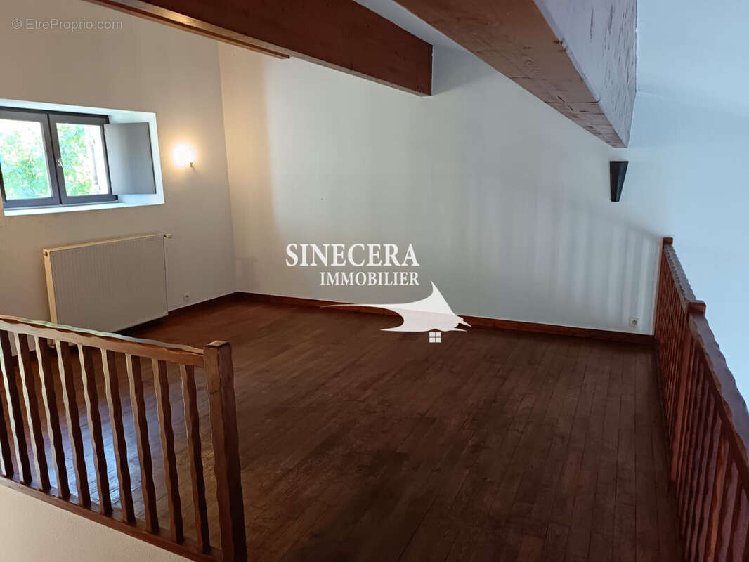 Maison 250 m² à Riberac  - photo 7