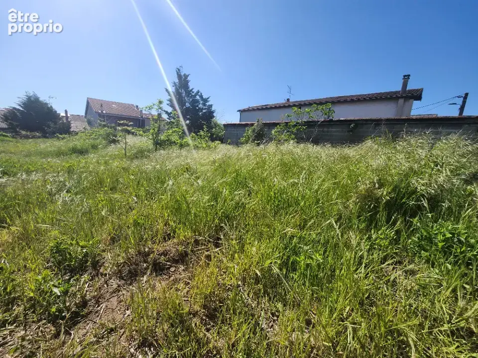 Terrain à VERNAISON