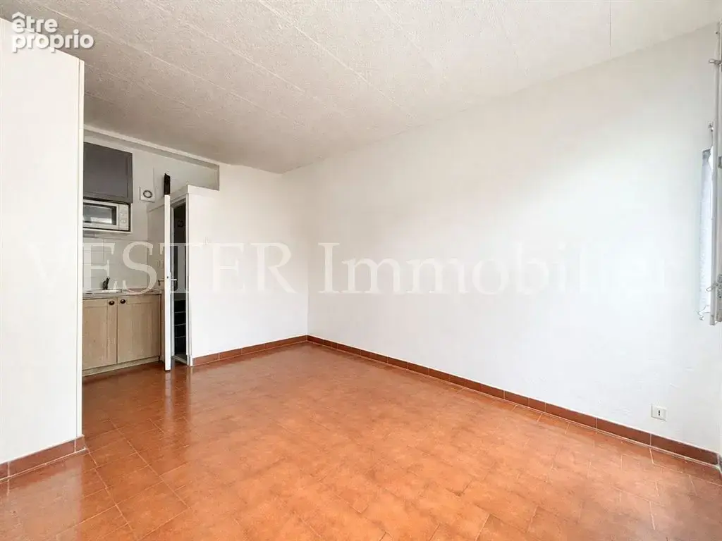 Studio – Rue des Tanneurs – 16 m² - photo 2