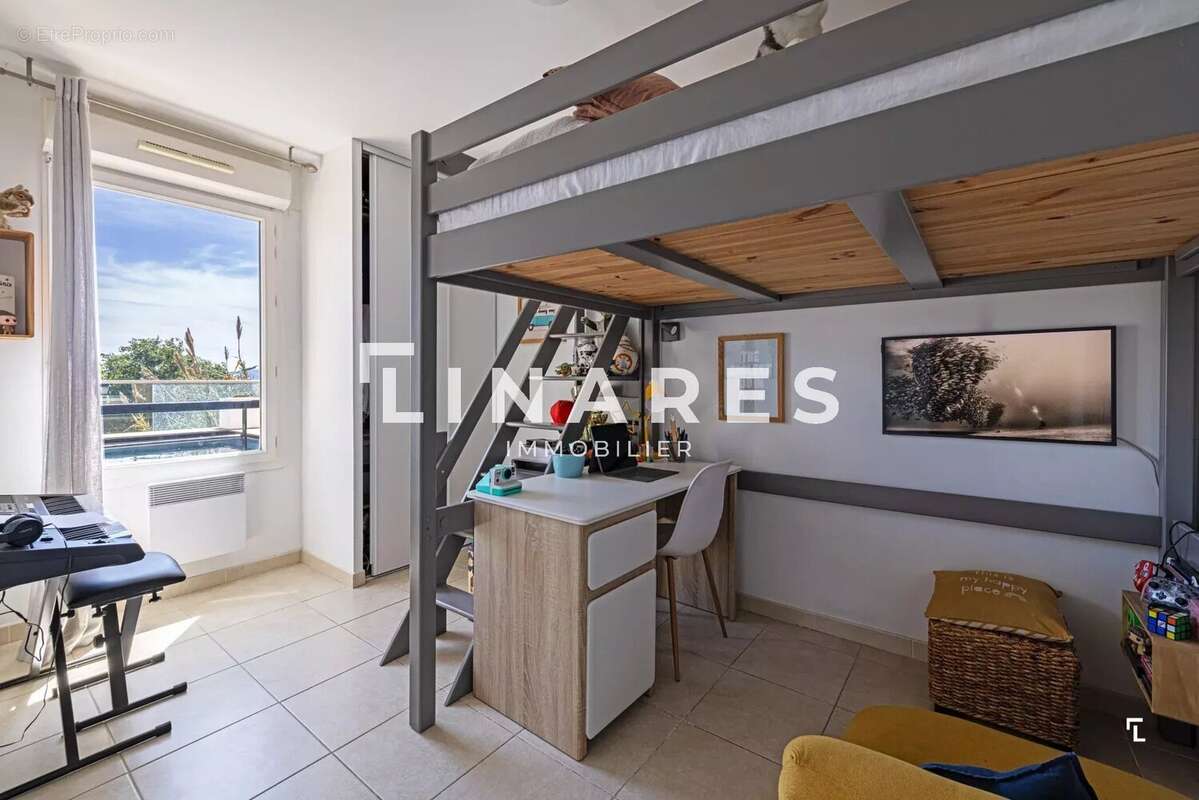Appartement à MARSEILLE-13E