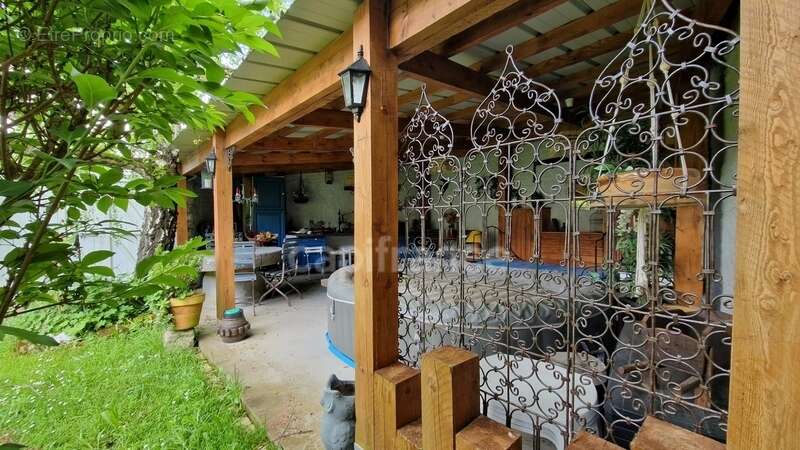 Dpt Essonne (91), à vendre proche de Méréville propriété 8 pièces avec maisonnette, jardin clos, cave et garage - photo 25