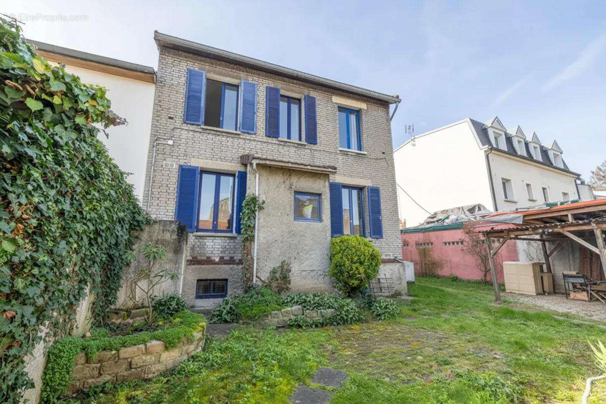 Maison à FONTENAY-SOUS-BOIS