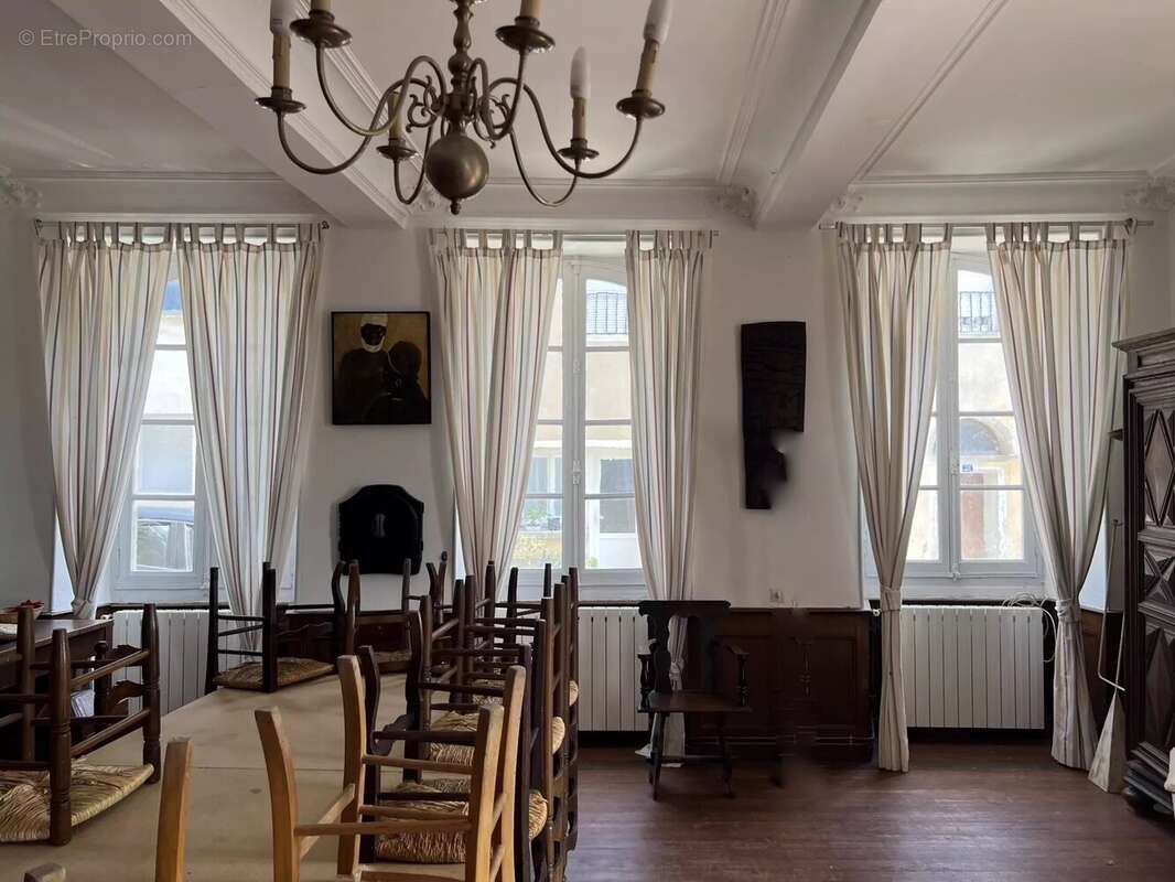 Maison à SAINT-CLAR