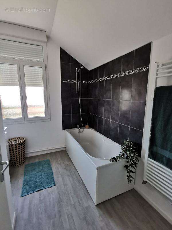 Maison à COURCELLES-LES-LENS