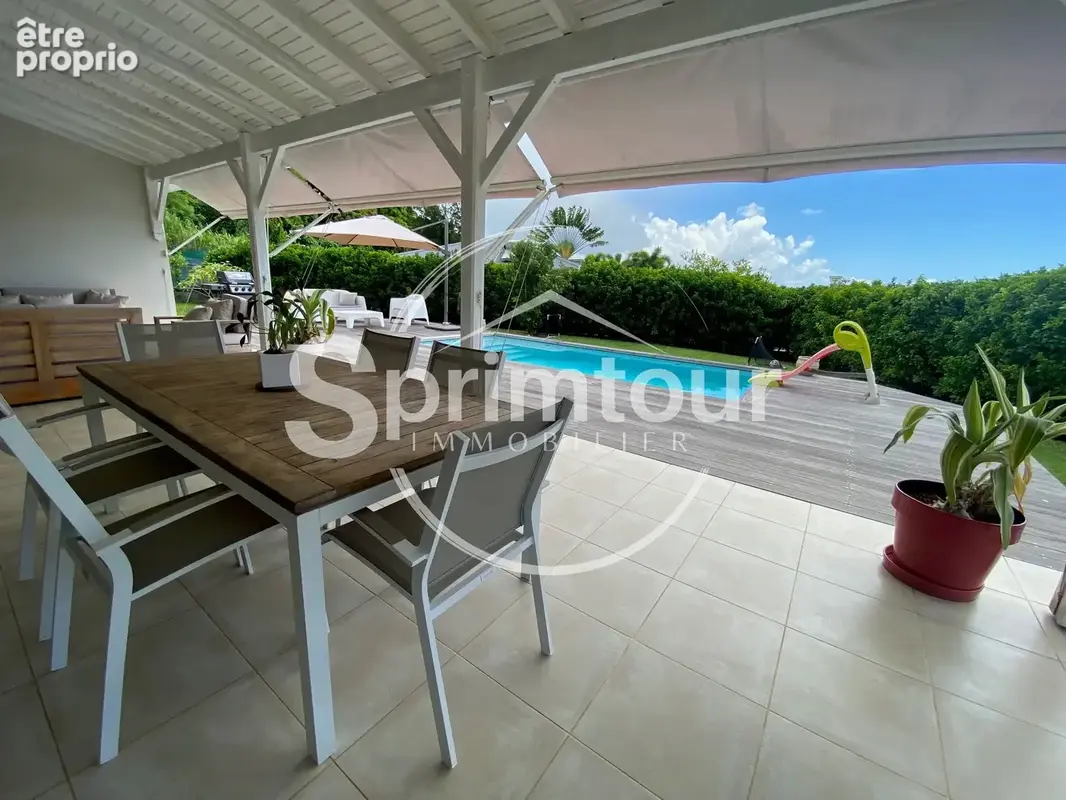 Petit-bourg - villa t4 avec piscine sur terrain de 800 m2 - photo 4