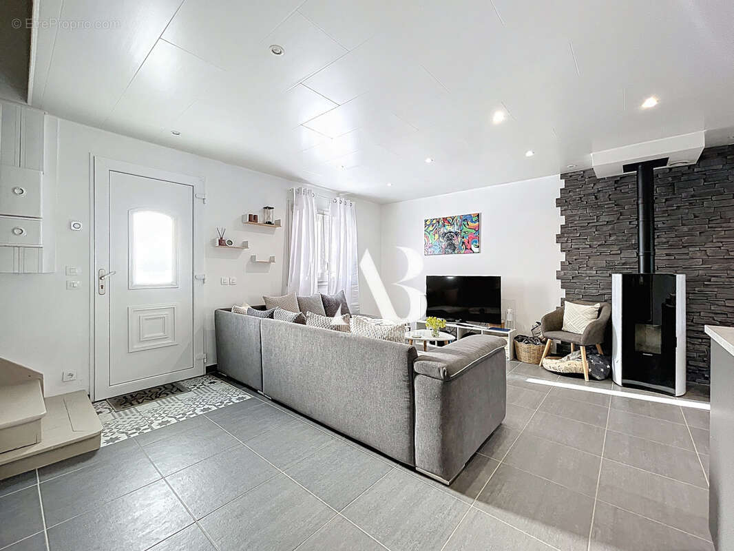 Maison à SOGNOLLES-EN-MONTOIS