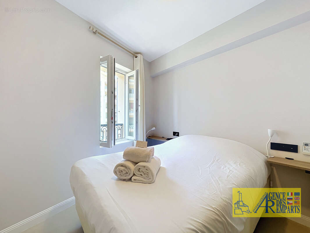 Appartement 3 pièces de charme dans le Vieil Antibes - photo 12