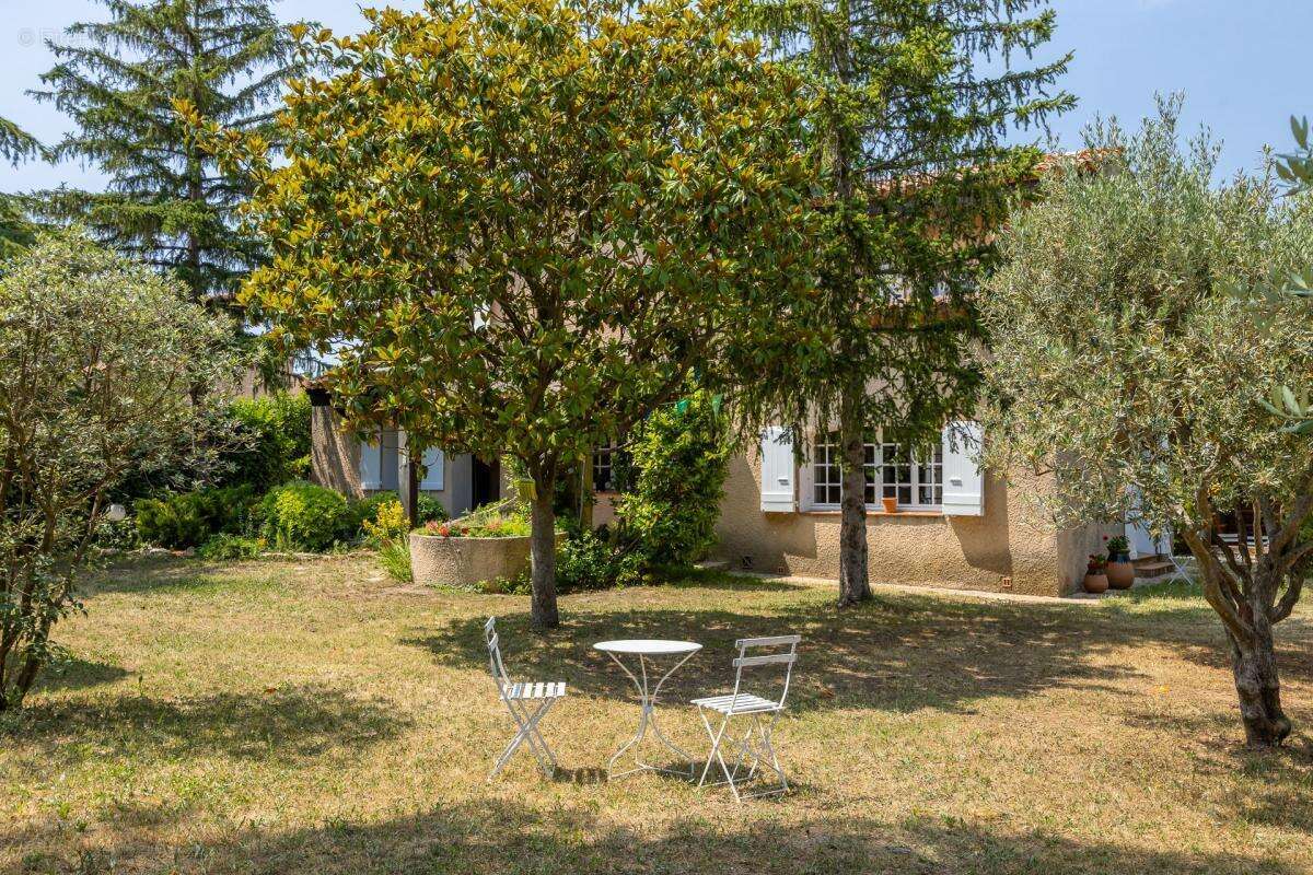 Maison à ROQUEFORT-LA-BEDOULE