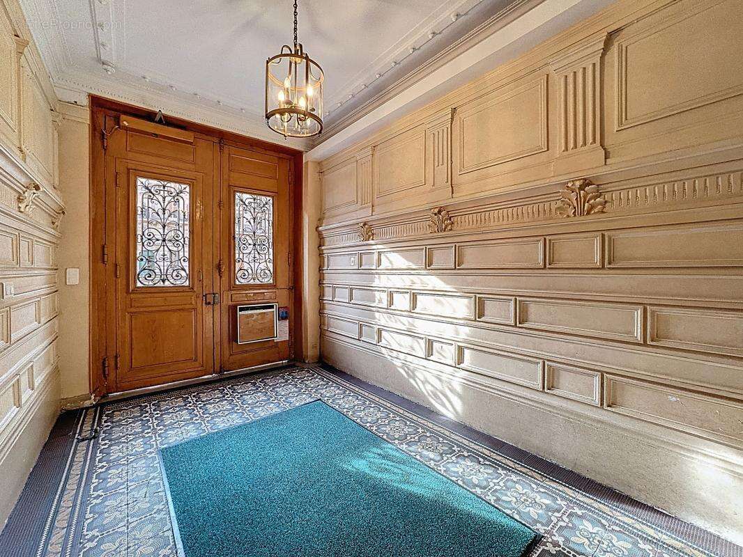 Appartement à PARIS-5E