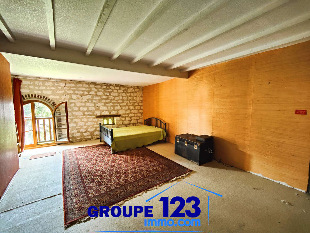Maison à BUSSY-EN-OTHE