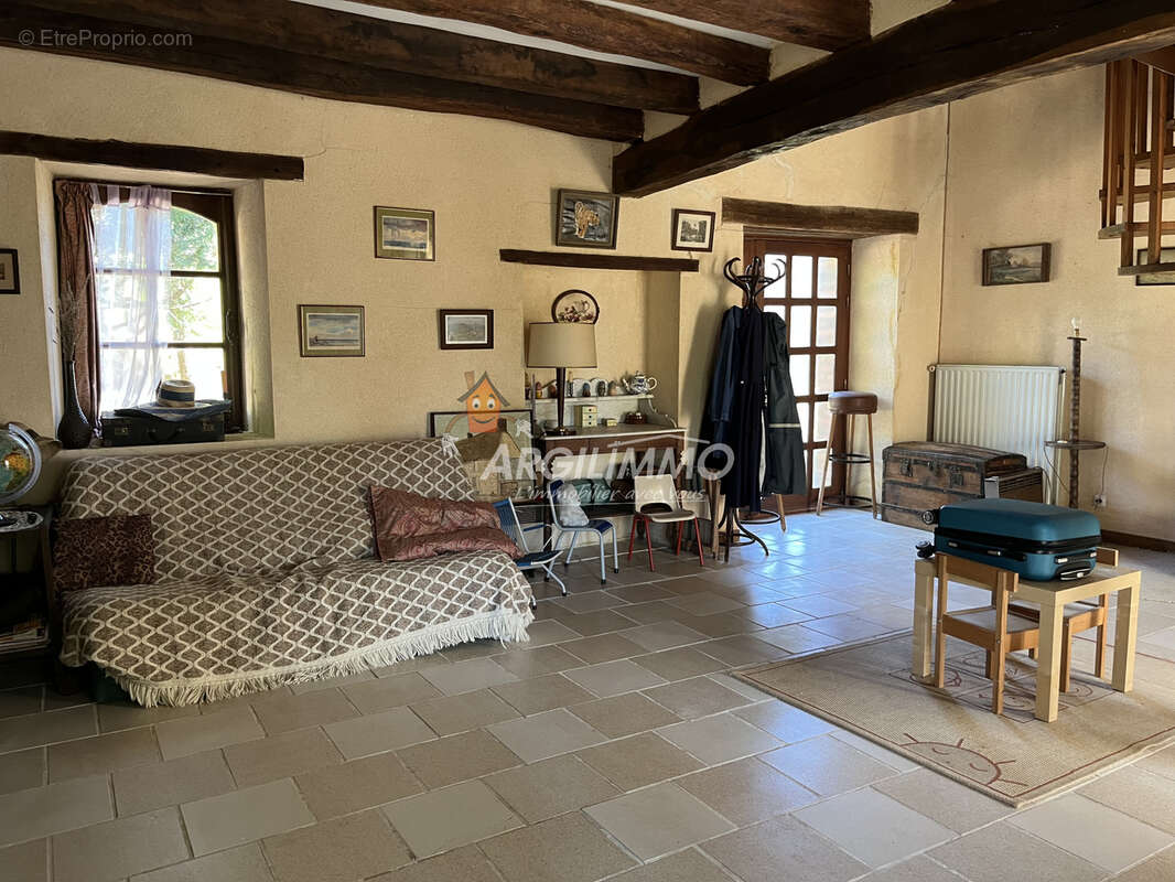 Maison à VIBRAYE