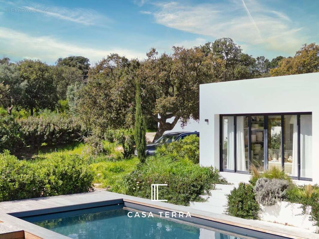 Maison à PORTO-VECCHIO