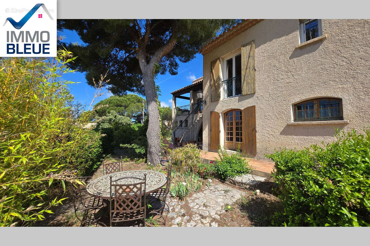 Maison à CARRY-LE-ROUET