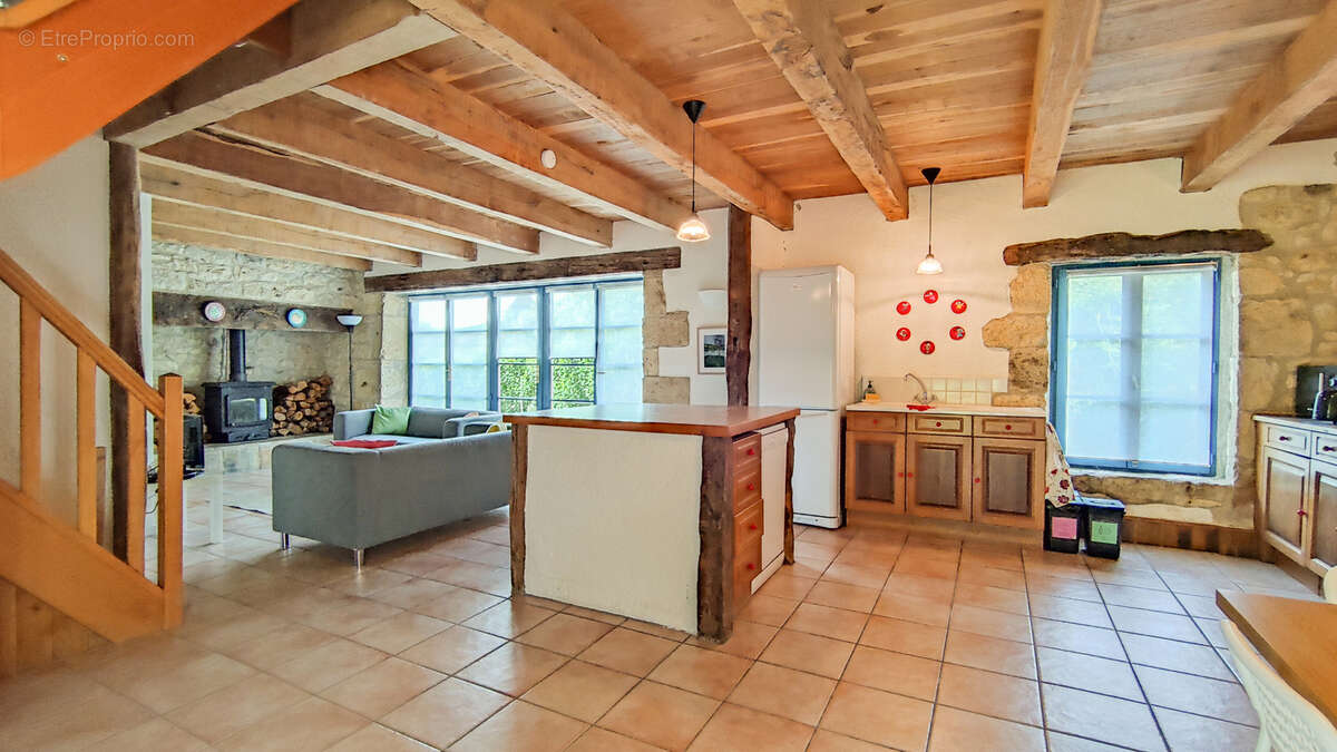 Maison à BAGAT-EN-QUERCY