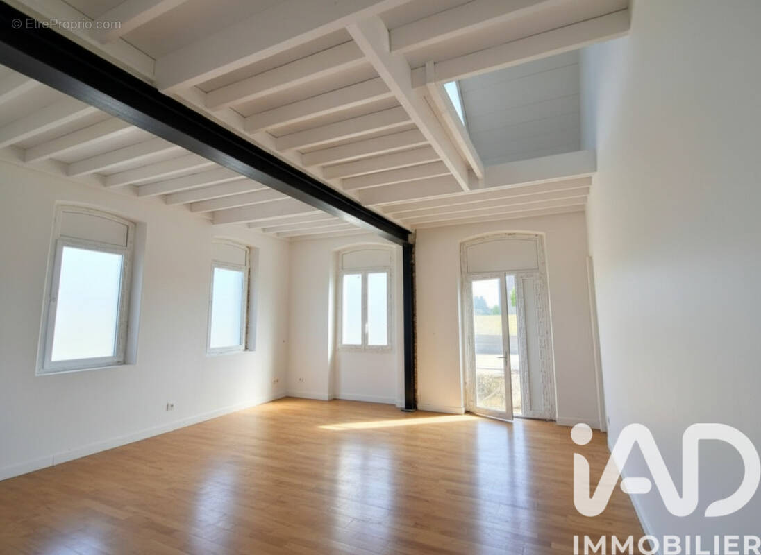 Appartement 87 m² à Caillouet-Orgeville  - photo 1