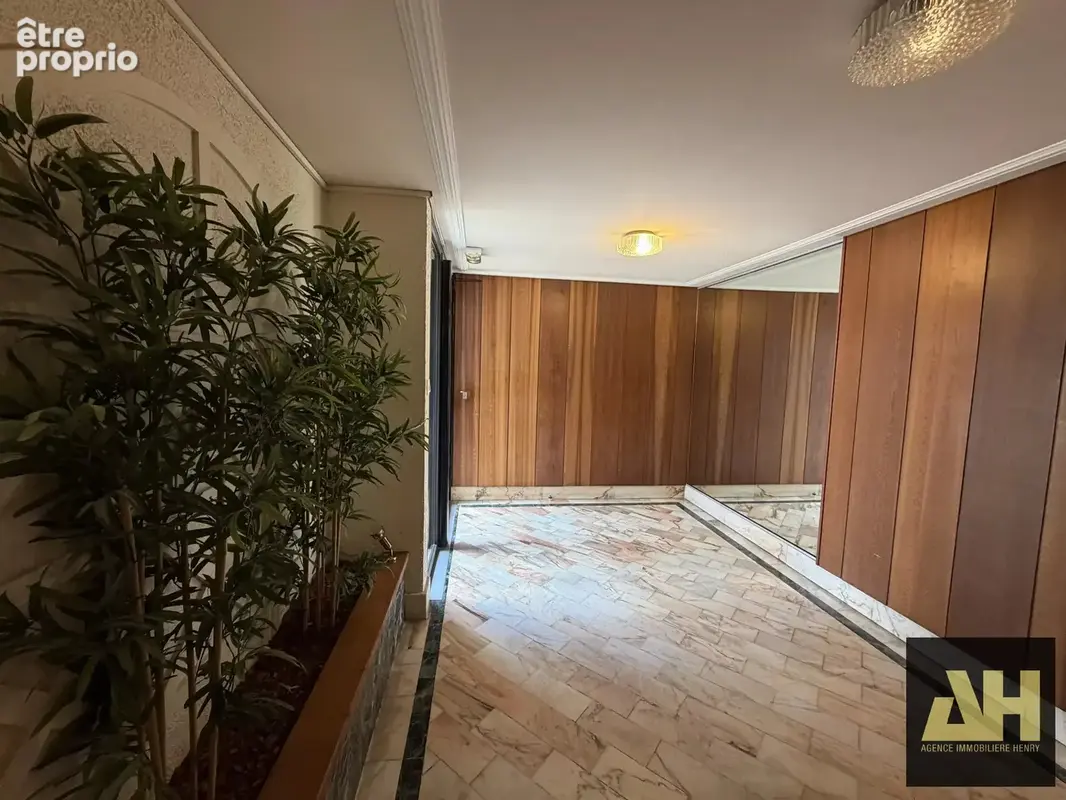 Exclusivite brest centre- fac de medecine - t2 dans résidence de standing - ascenseur et balcon - photo 12