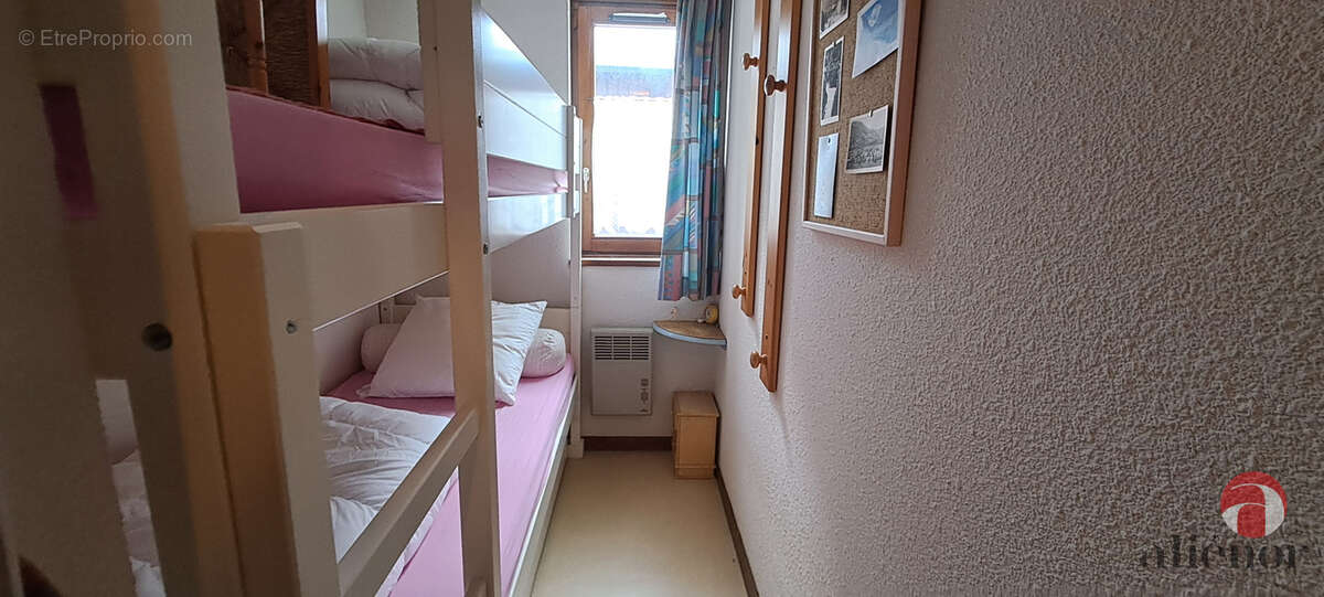 Appartement à MORILLON