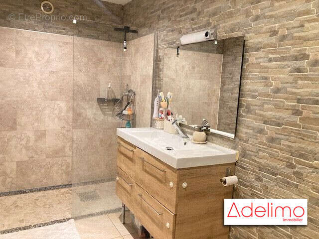 Maison 274 m² à Nimes  - photo 5