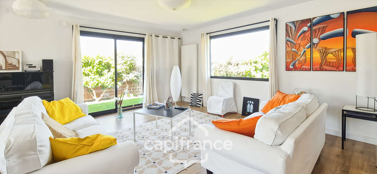 Maison contemporaine avec piscine et garage – sans vis-à-vis – bellerive-sur-allier / 03 - photo 4