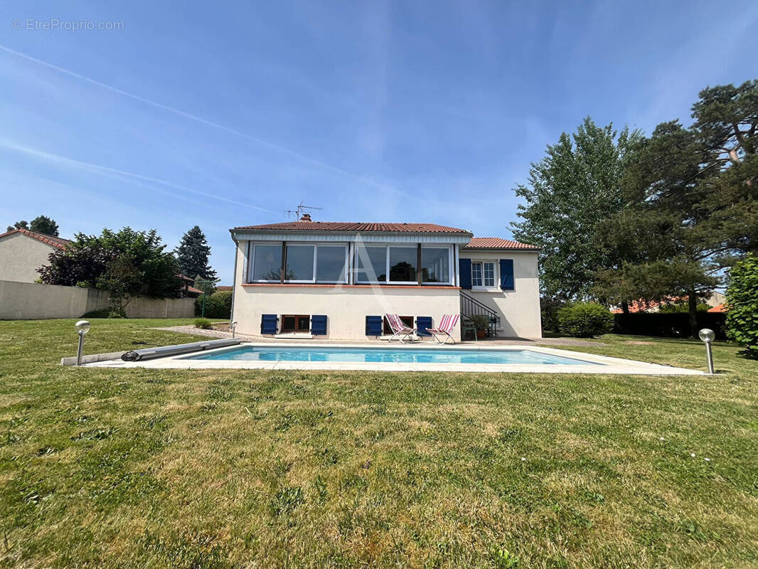 Maison à CHEMILLE