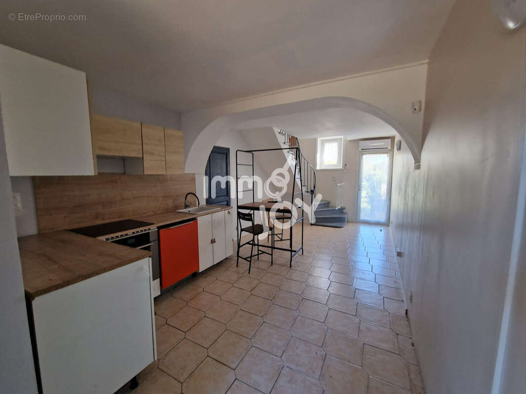 Maison à SERVIAN