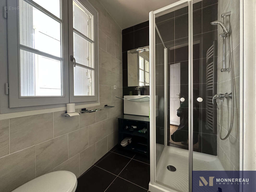 Appartement à BARBEZIEUX-SAINT-HILAIRE