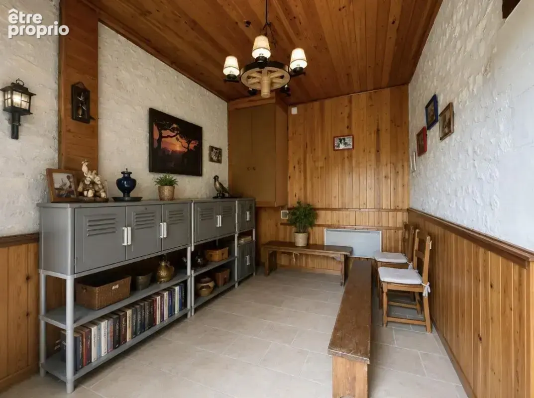 Ensemble immobilier avec double accès et beau potentiel d'am - photo 10