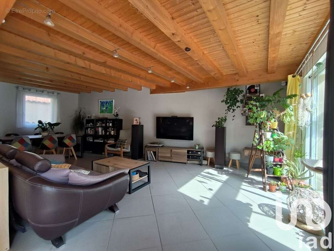 Photo 3 - Maison à BOUGUENAIS