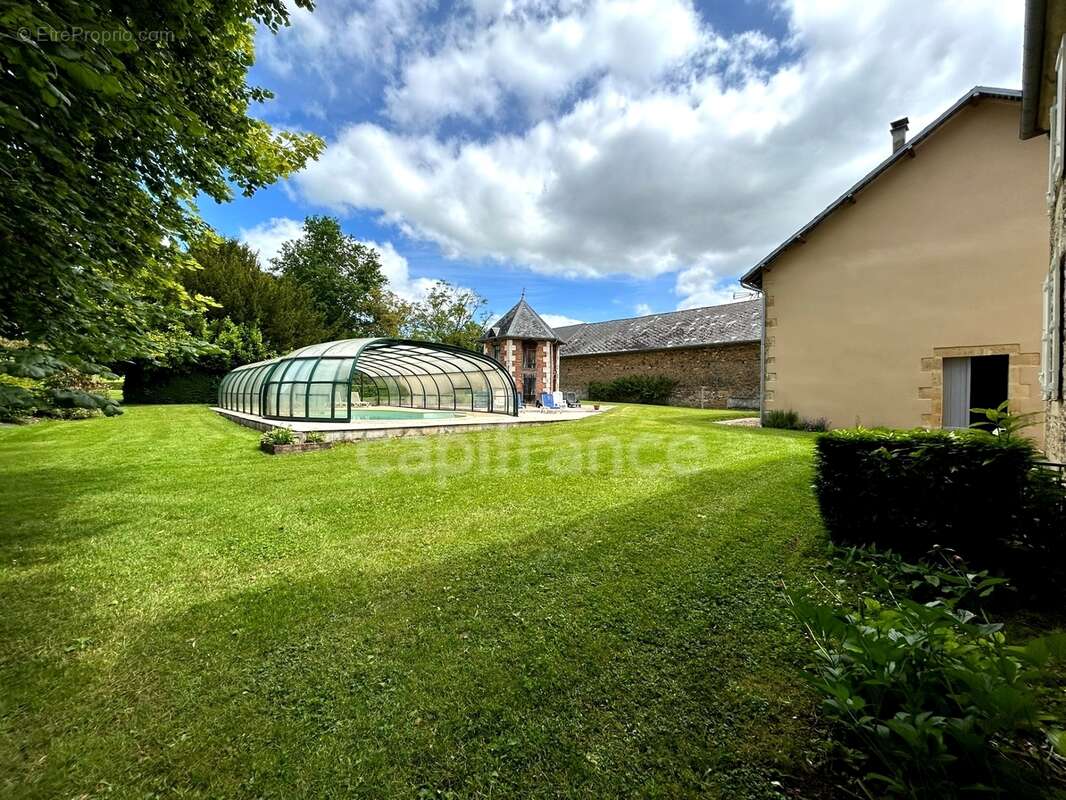 Maison de maitre à vendre 13 pièces LANOUAILLE (24) 2.6 hectares - photo 79