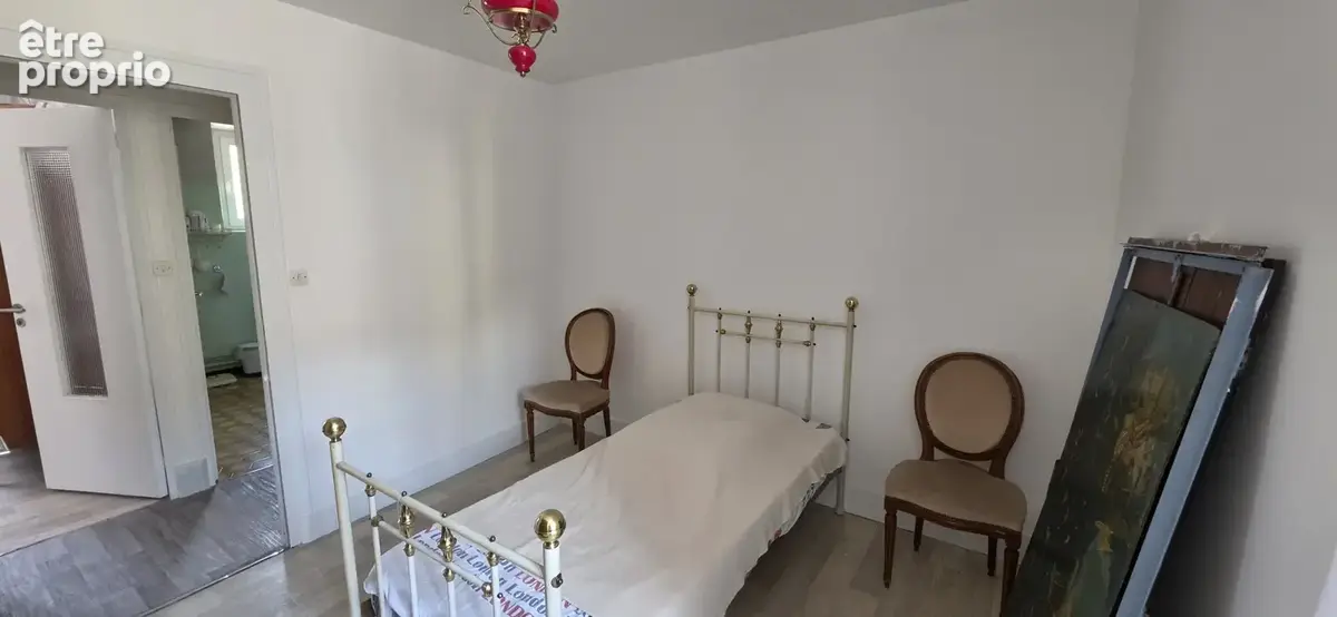 Clamecy, proche centre ville, MAISON avec JARDIN et GARAGE - photo 10