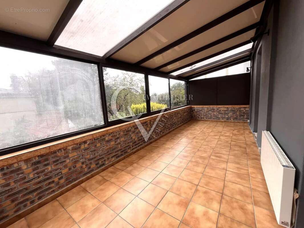 Appartement 235 m² à Etrepagny  - photo 10
