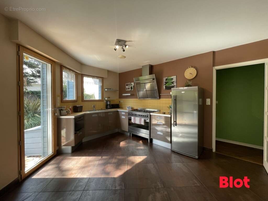 Maison à BAIN-DE-BRETAGNE