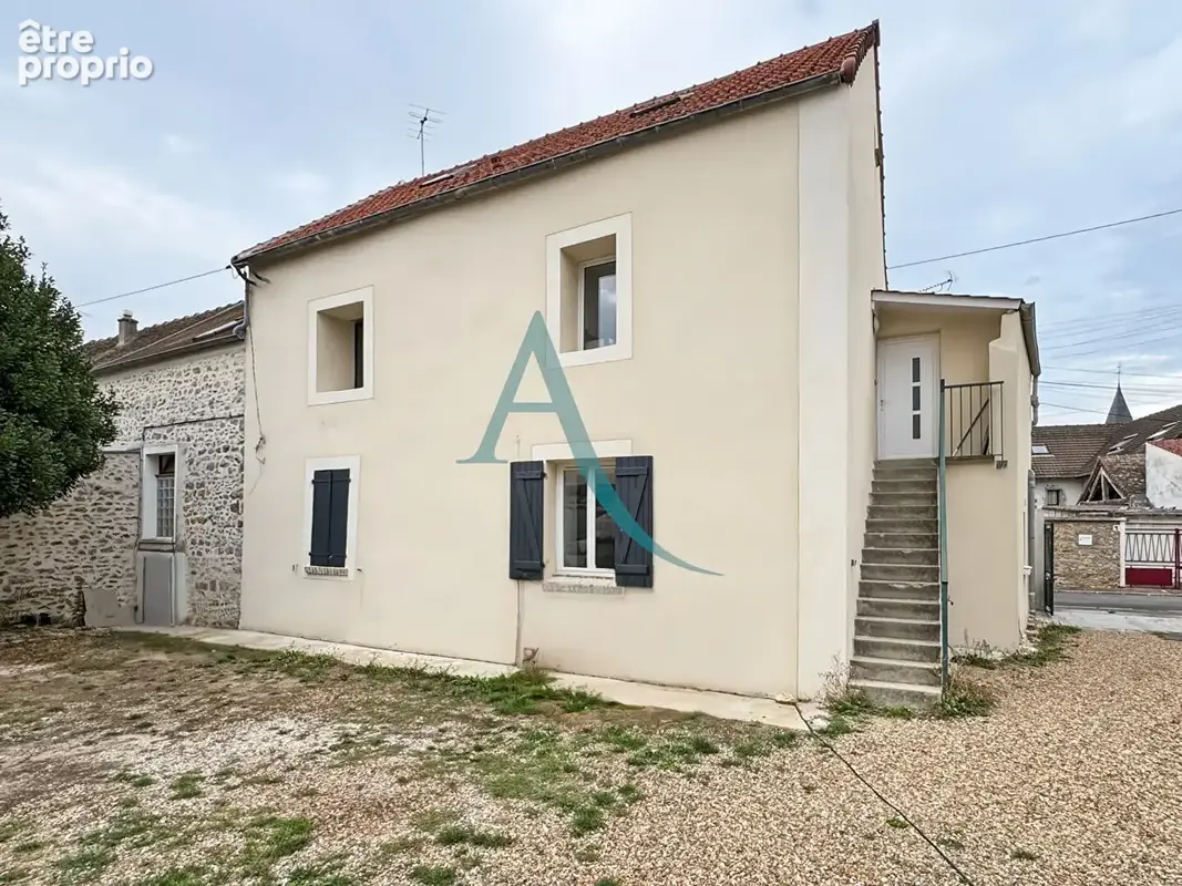 Maison à BALLANCOURT-SUR-ESSONNE