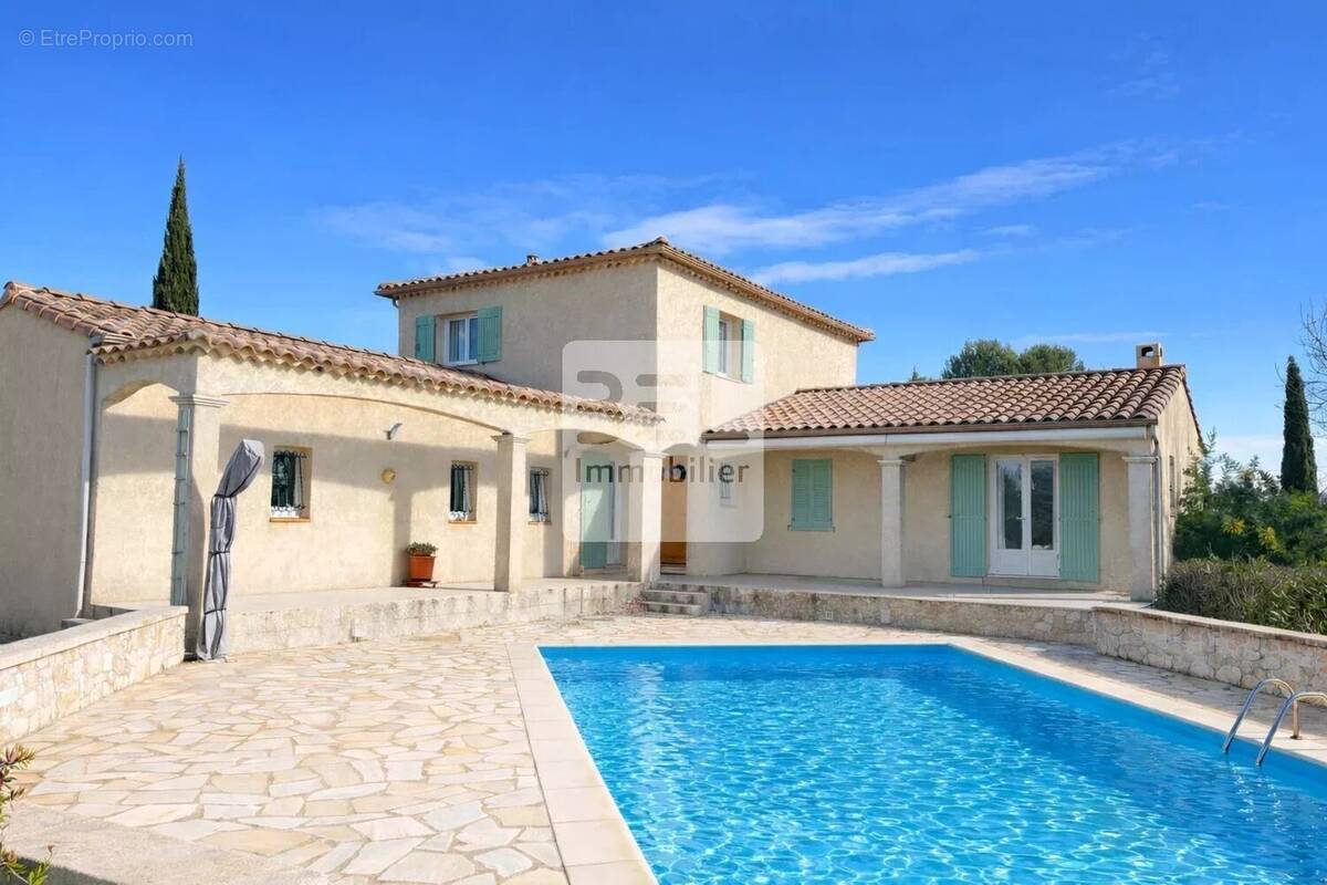 Maison à SAINT-GERVAIS