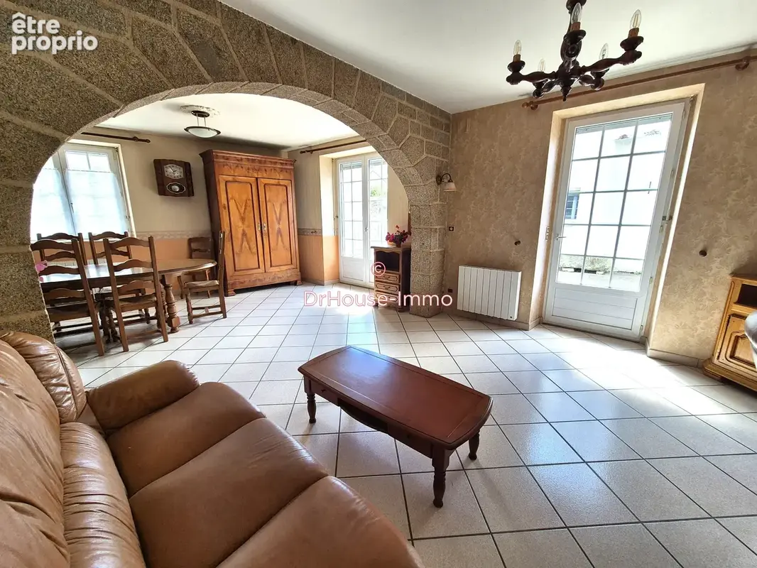 Maison 110 m² à Gorron  - photo 9